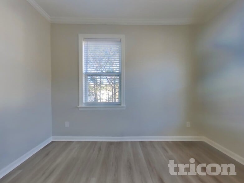 Building Photo - 5275 Argyll Ln