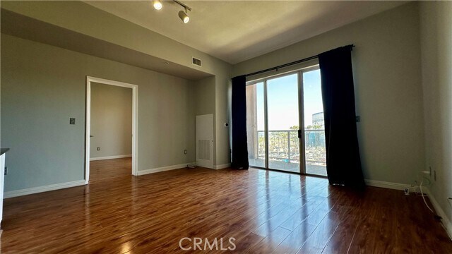 Building Photo - 388 E Ocean Blvd