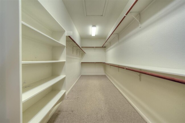 Building Photo - 7524 Bonniebrook Dr