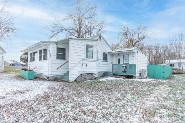 Building Photo - 216 Frontenac Blvd