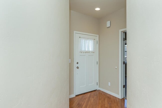 Building Photo - 241 Sierra Vista St