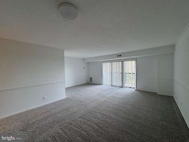 Building Photo - 8350 Greensboro Dr