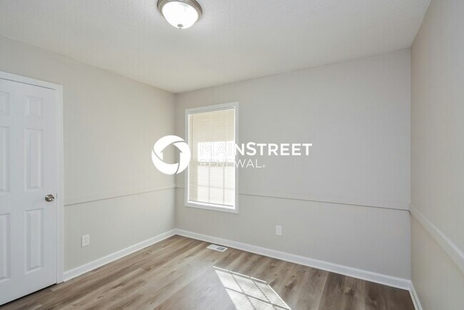Building Photo - 3 Bedroom Pet-Friendly Home in Covington, ...