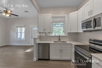 Building Photo - 617 N 7th Ave