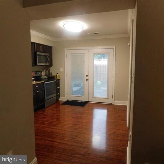 Building Photo - 567 Lancaster Pl