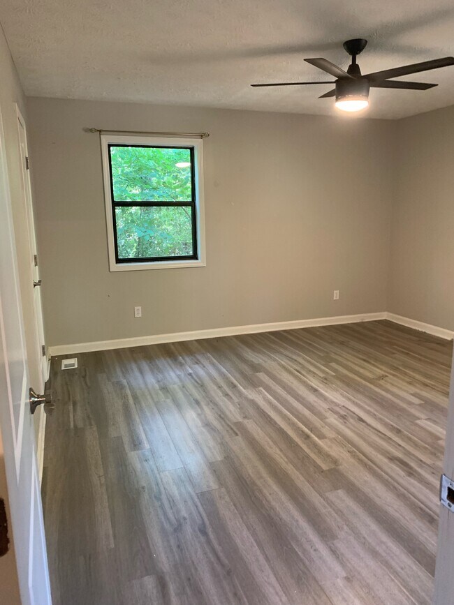 Building Photo - 5239 Ferry Creek Ln