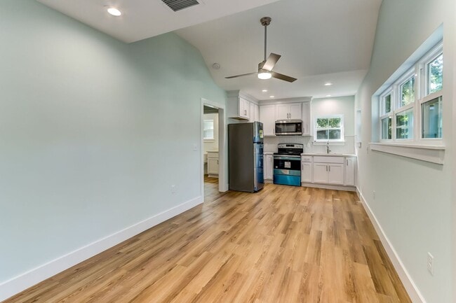 Building Photo - Amelia Island Cottage