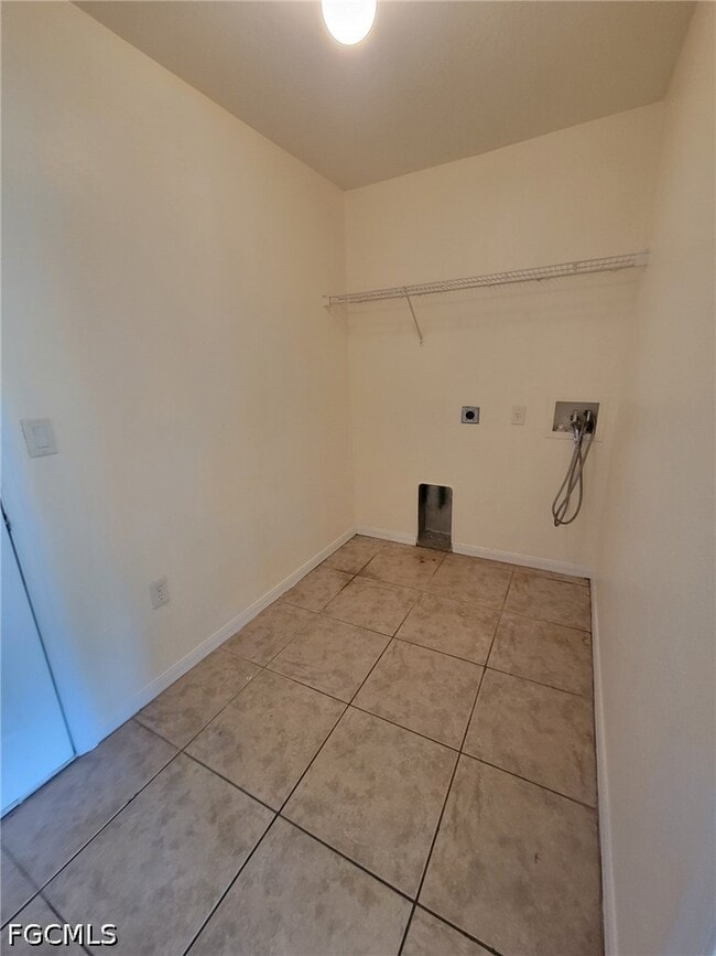Building Photo - 8071 Liriope Loop