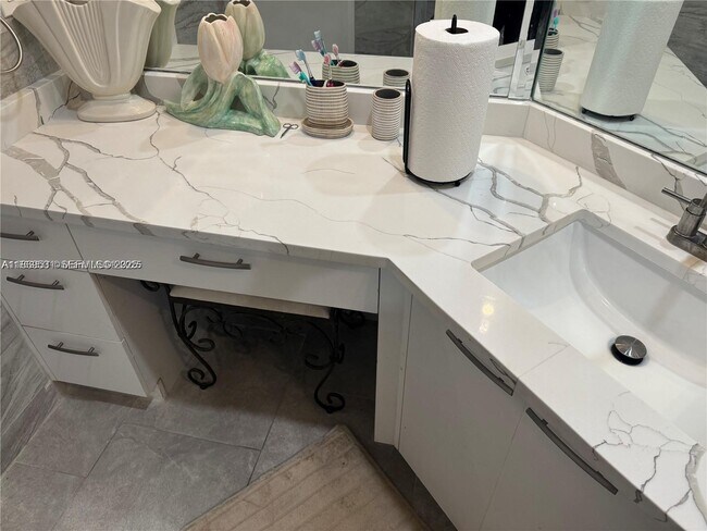 Building Photo - 5133 Brisata Cir