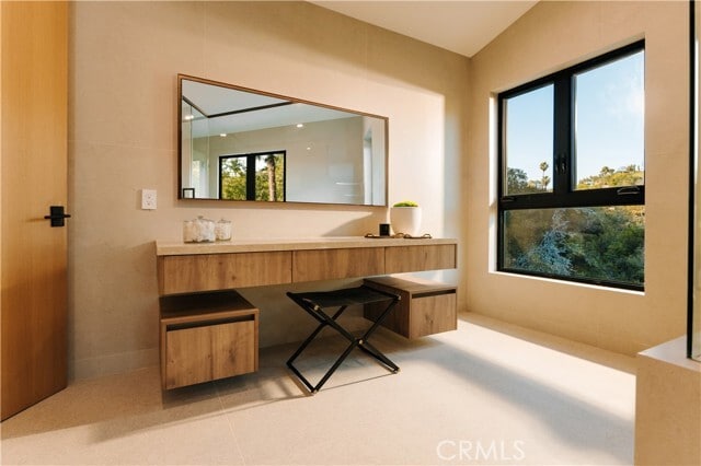 Building Photo - 2608 Zorada Dr
