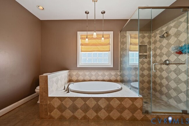 Building Photo - 2701 Logan Estates Run