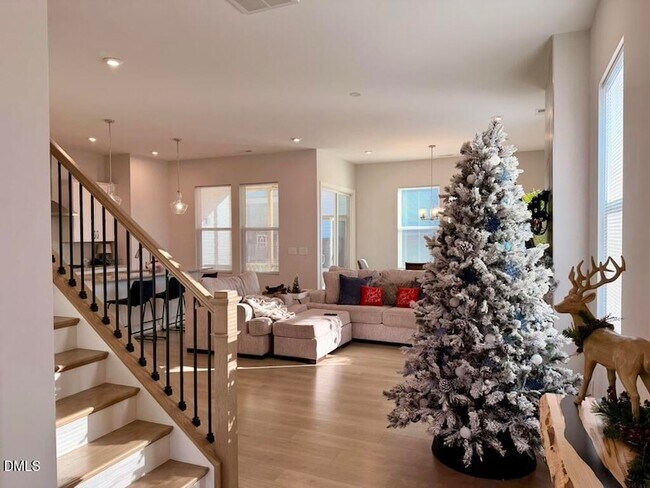 Building Photo - 52 Comfort Ct