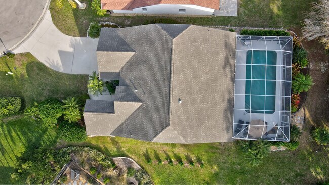 Building Photo - 6726 Sloane Pl