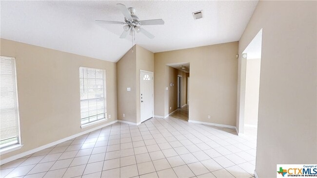 Building Photo - 2406 Timberline Dr