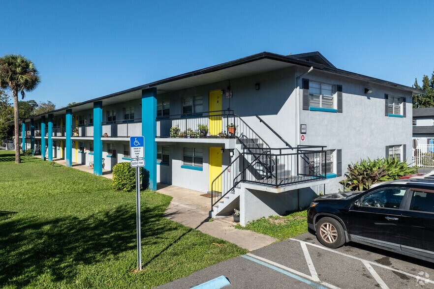 Primary Photo - The Element at 464