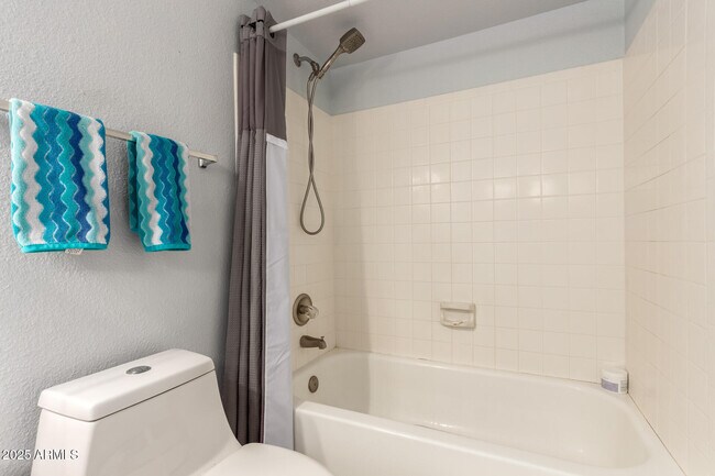 Building Photo - 9264 W Morrow Dr