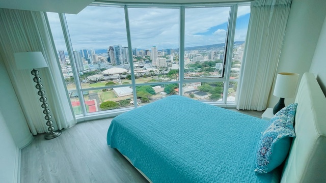 Building Photo - 1296 Kapiolani Blvd