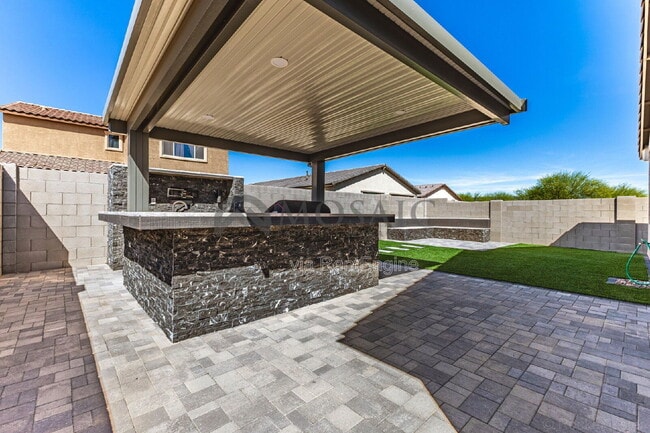 Building Photo - 12116 W Wier Ave