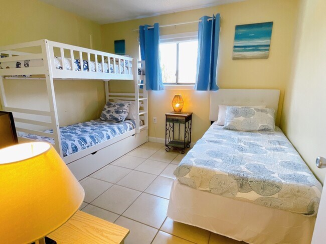 Building Photo - 663 William Hilton Pkwy