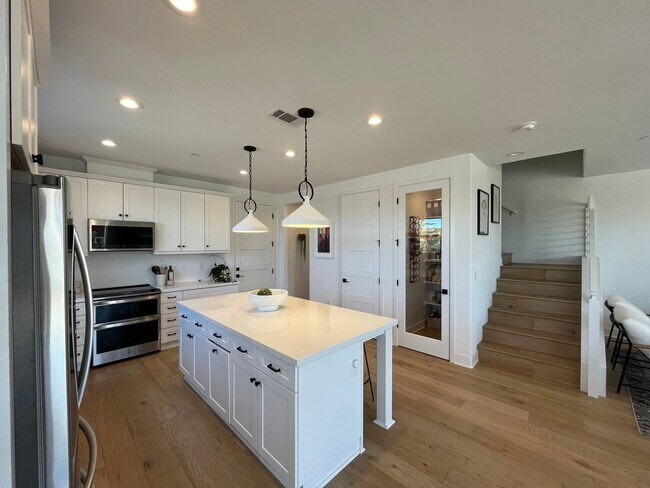 Building Photo - 3810 Hatchery Ln