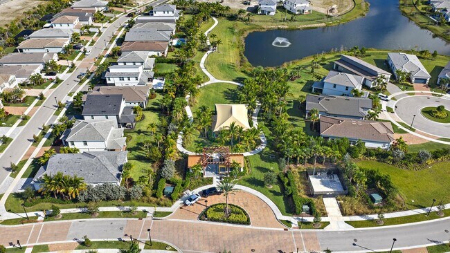 Building Photo - 10720 Northbrook Cir