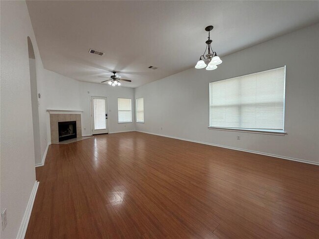 Building Photo - 9403 Brandts Wood St