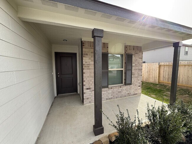 Building Photo - 2027 Summer Night Dr