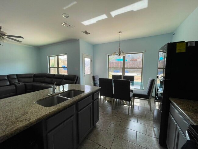 Building Photo - 9987 Inmaculada Ln