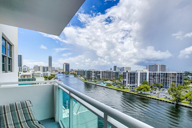 Building Photo - 3000 S Ocean Dr