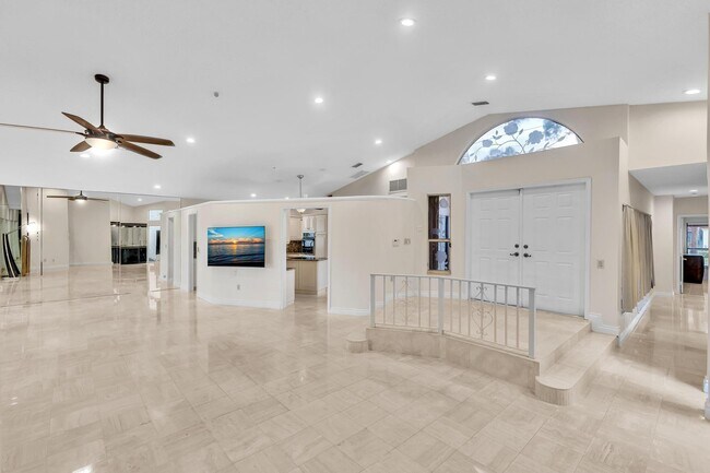Building Photo - 22595 Esplanada Cir