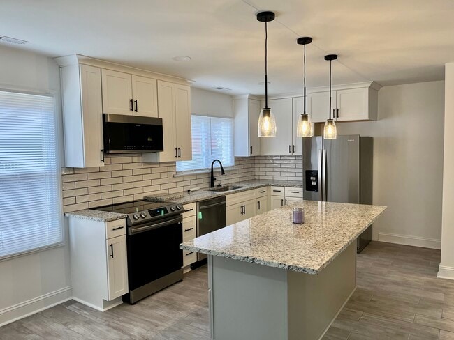 Building Photo - 2038 Tyvola Rd