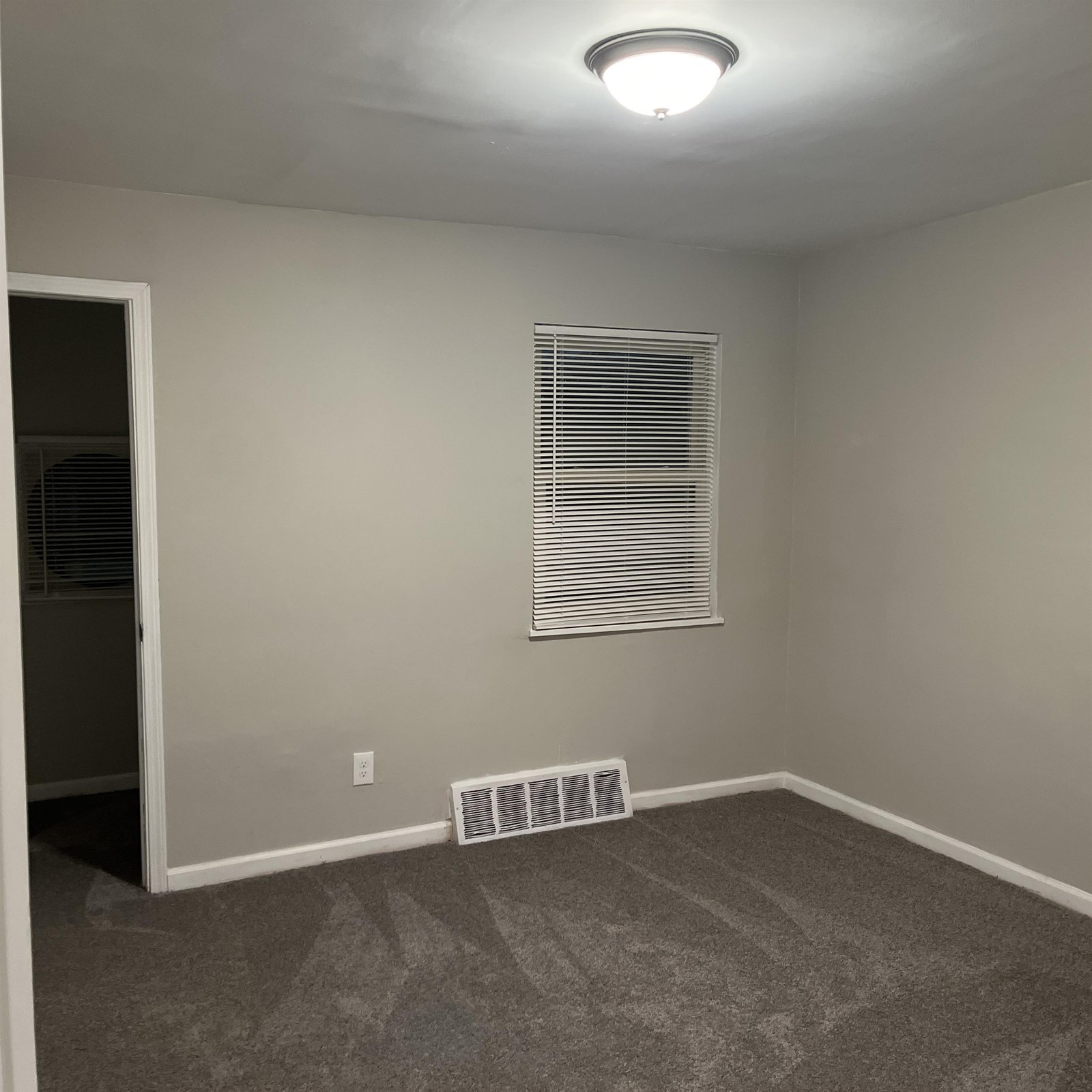 Building Photo - 16315 Judson Dr