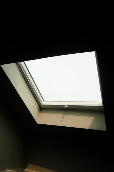 Loft skylight - 2319 1st Ave S
