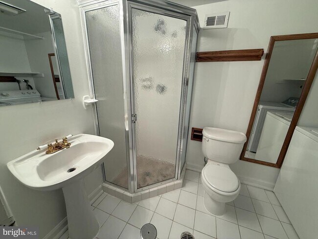 Building Photo - 4654 36th St S