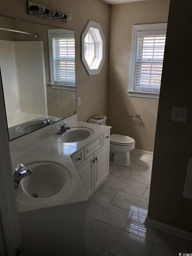Building Photo - 4327 Windy Heights Dr