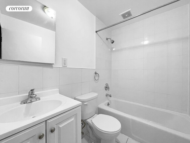 Building Photo - 523 W 49th St