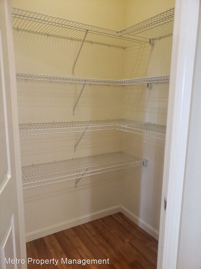 Building Photo - 4 br, 2 bath House - 5238 Sacajawea Drive