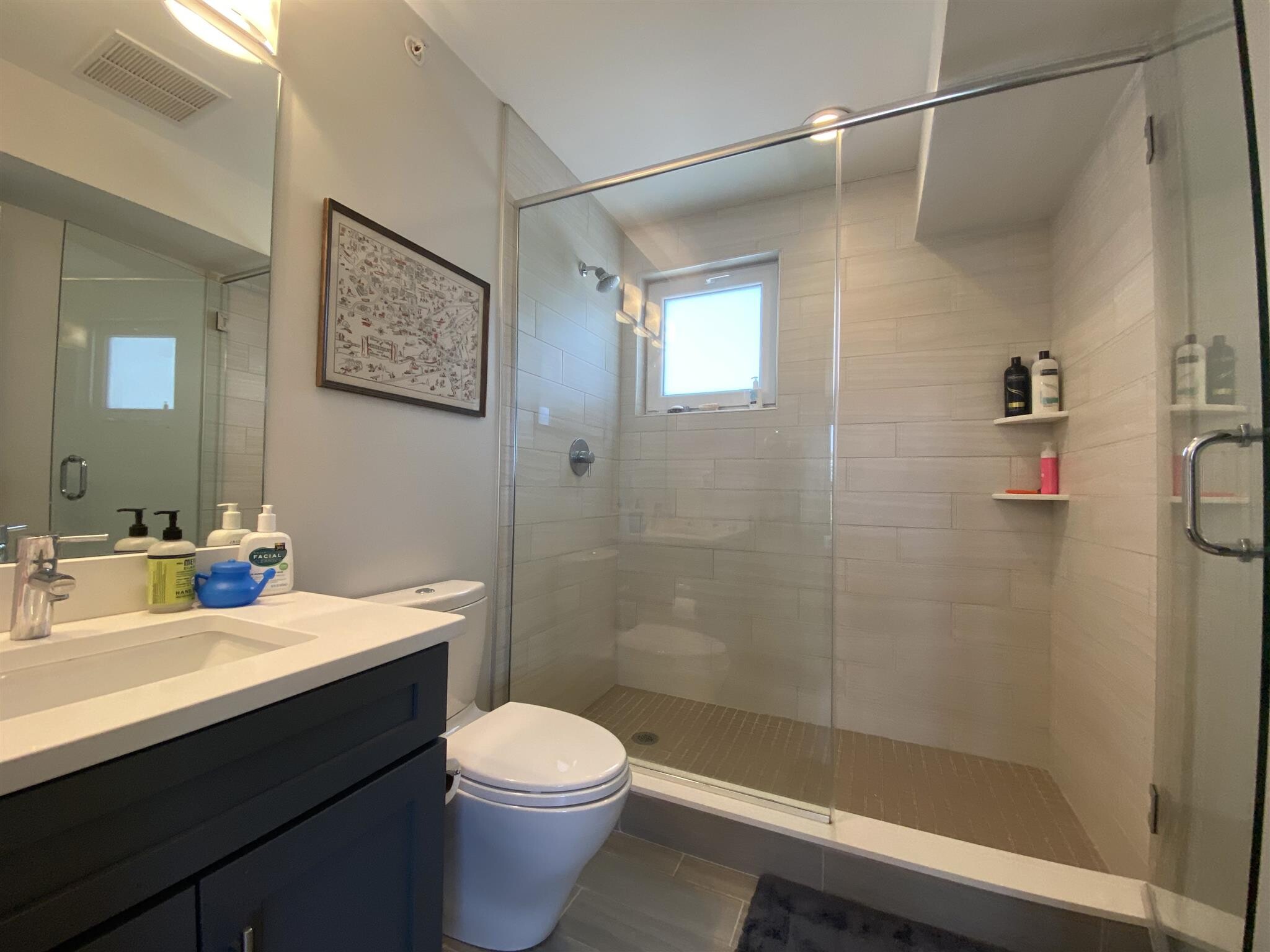 Building Photo - 168 Hampshire St