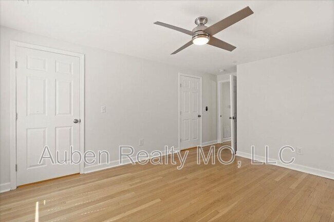 Building Photo - 4605 Harrison St