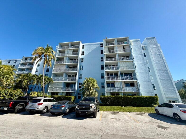 Building Photo - 3312 Northside Dr