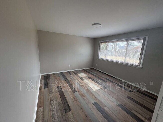 Building Photo - 10129 Lawnhaven Ct