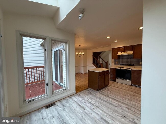 Building Photo - 58 Drumcastle Ct