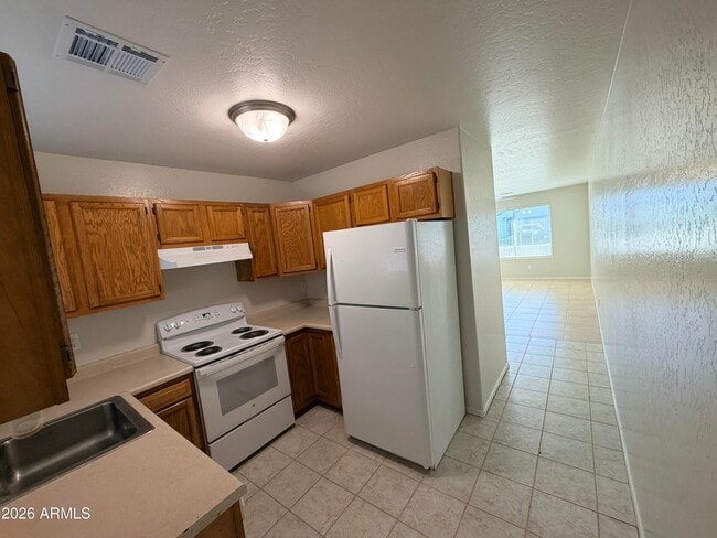 Building Photo - 10260 W Leander Dr