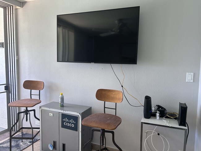 Building Photo - 84-674-965 Farrington Hwy