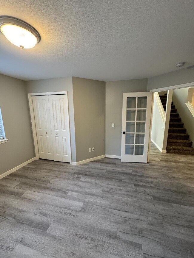 Building Photo - 5561 S Caper Pl