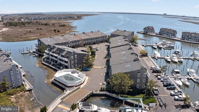 Building Photo - 1401 Harbour Cove