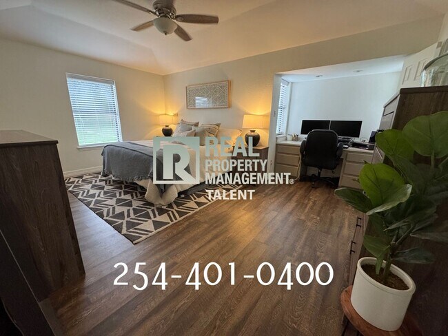 Building Photo - 117 Moses Manor Dr