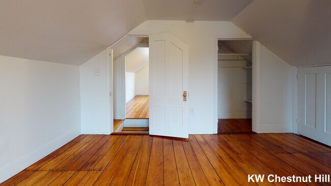 Building Photo - 2817 Washington St