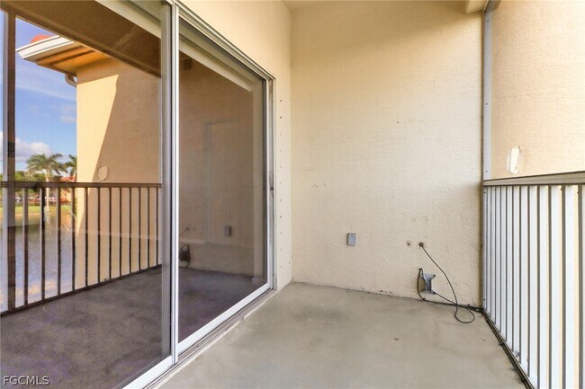 Building Photo - 4214 Bellasol Cir