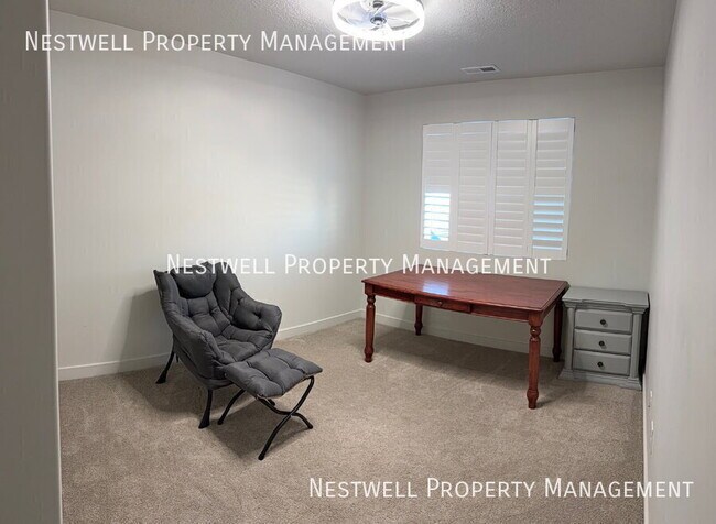 Building Photo - 3848 Safflower Dr